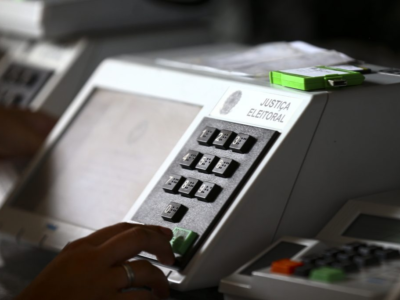 “Mentira sem fundamento”: EUA negam tentativa de interferir nas eleições brasileiras