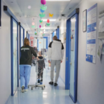 Hospital do Papa desenvolve terapia genética para salvar crianças com doenças raras, VEJA