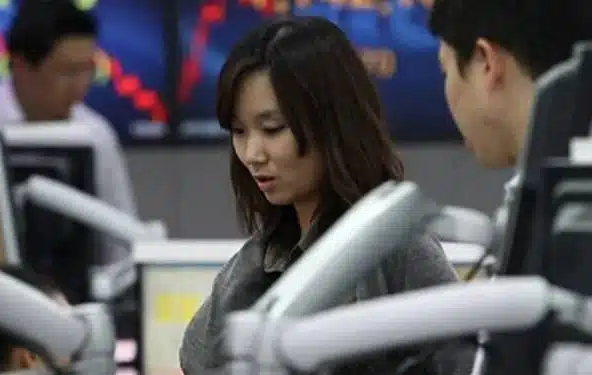 No momento, você está visualizando Queda de 11% na Bolsa da Coreia reacende preocupação para possível bolha de IA