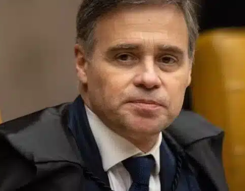 No momento, você está visualizando Mendonça mantém vídeo de Flávio Bolsonaro que demonstra ligação de PT com facção criminosa