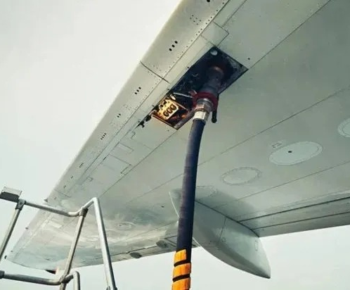 No momento, você está visualizando Petrobras anuncia alta em preço de combustível de aviação