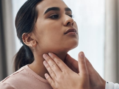 Os sinais de que a tireoide não vai bem, e quase ninguém percebe. Ela influencia humor, memória, fertilidade, sono e vida sexual. Em idosos, o quadro pode ser ainda mais discreto