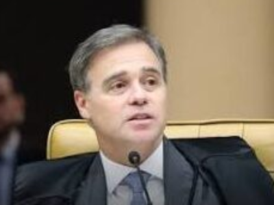 PF tentou evitar que nova investigação sobre Lulinha fosse para André Mendonça, diz O Globo