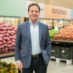 “Rei do interior”: Ele fatura R$ 7,9 bilhões e divide os lucros com os próprios funcionários