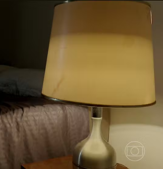 No momento, você está visualizando Pesquisa revela que 4 em cada 10 pessoas tratam insônia com medicamentos inadequados, ENTENDA