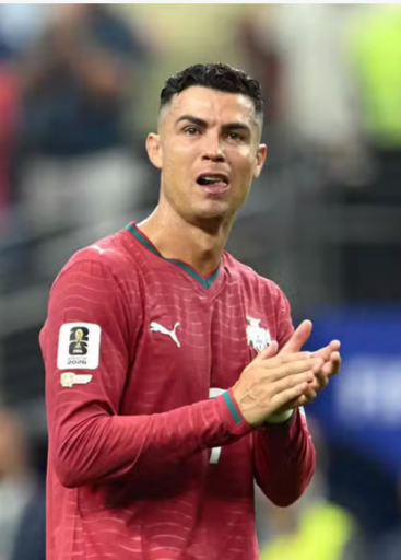 No momento, você está visualizando REVELAÇÃO DE MILHÕES: o que Cristiano Ronaldo come para manter a forma aos 41 anos?