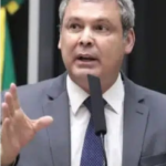 BOMBA: Homem revela armação durante depoimento em denúncia contra vice de Flávio e cita Lindbergh; VEJA