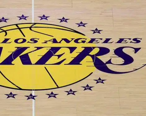 No momento, você está visualizando Lakers é vendido por R$ 62 bilhões e bate recorde histórico na NBA