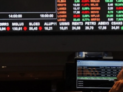 Bolsa brasileira recebe pancada após investidor estrangeiro retirar volume bilionário de investimento em agosto e motivo é exposto