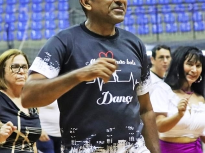 Dança: Grupo Galera Flashback abre nova turma de Passinhos para iniciantes. Uma oportunidade para quem deseja aprender com os passos. Gratuito