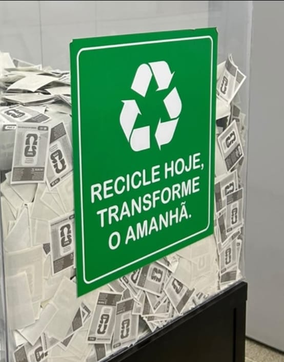 No momento, você está visualizando Marília Shopping e Polpel Fibras transformam resíduos de liners em apoio ao GRAACC. Ação deu nova vida a resíduos das figurinhas da Copa 2026