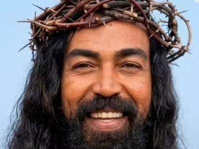 Justiça toma medida contra candidato do Piauí após registro de candidatura de foto como Jesus; VEJA