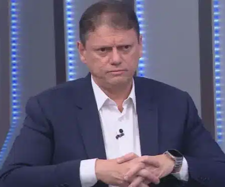 No momento, você está visualizando Tarcísio admitiu pela 1ª vez que “talvez” dispute a presidência no futuro, VEJA