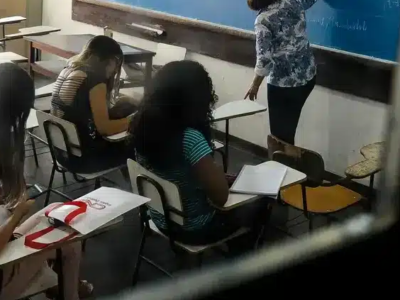 Quase 65% dos alunos saem do ensino médio sem aprendizado adequado em português, ENTENDAQuase 65% dos alunos saem do ensino médio sem aprendizado adequado em português, ENTENDA