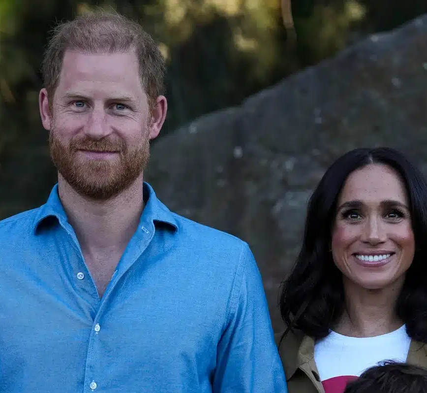 No momento, você está visualizando Harry e Meghan planejam retorno ao Reino Unido após 6 anos fora da realeza, VEJA DETALHES