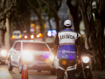 ALERTA: Motoristas que usam esses remédios podem ter a CNH suspensa após mudança nas regras da Lei Seca; veja o que mudou