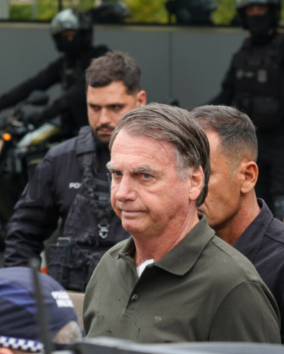 No momento, você está visualizando AGORA: Bolsonaro faz novo pedido ao STF envolvendo Laurinha, sua filha durante prisão domiciliar; veja do que se trata