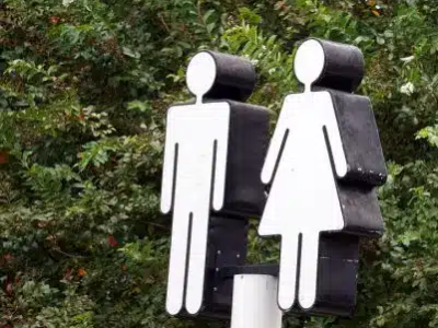 Justiça condena shopping a indenizar mulher trans após exigir documento sobre mudança de sexo, VEJA DETALHES