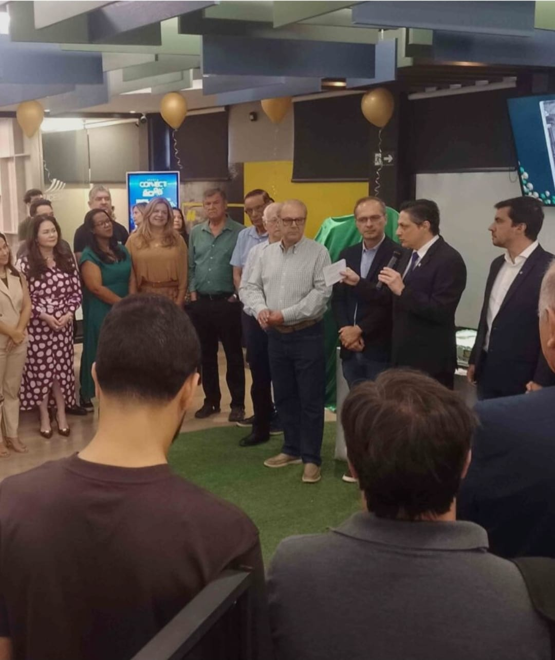 No momento, você está visualizando Acim 92 Anos: cerimônia renova convênio, apresenta mascote e inaugura salas em homenagem a antigos dirigentes. Veja como foi tudo