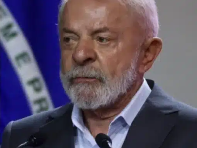 Decisão de Lula sobre debate na Globo acende alerta na campanha de Flávio Bolsonaro