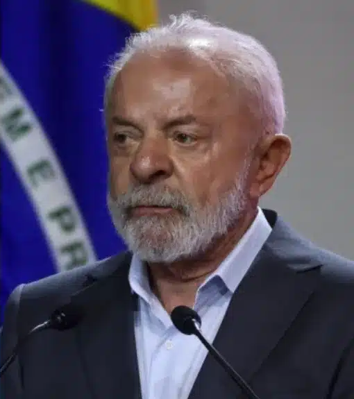 No momento, você está visualizando Decisão de Lula sobre debate na Globo acende alerta na campanha de Flávio Bolsonaro