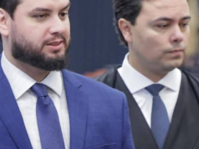 Urgente: Três delegados da PF podem estar envolvidos no registro falso de Felipe Martins nos EUA