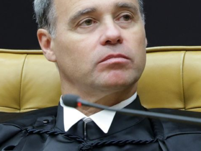 Gilmar e Dino fazem pressão para afastar aliados de André Mendonça