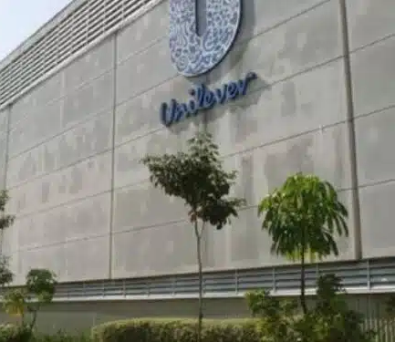 No momento, você está visualizando Anvisa manda interromper produção de produtos de limpeza da Unilever