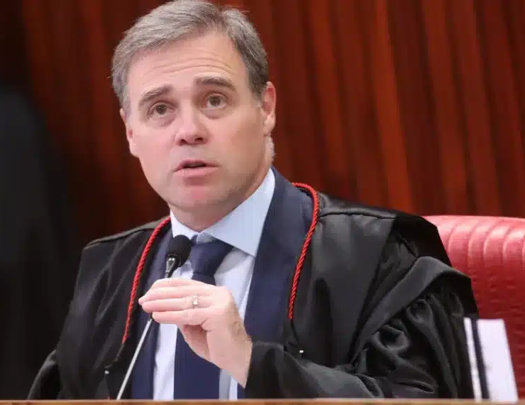 No momento, você está visualizando Mendonça defende responsabilização no STF antes de levantar sigilo de caso Moraes; VEJA VÍDEO