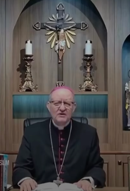 No momento, você está visualizando VÍDEO: “Não vote em quem é a favor do aborto ou já foi condenado por corrupção”, diz Dom Adair; Alerta de bispo repercutiu