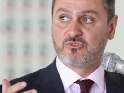 METRÓPOLES: Entenda o pedido de André Mendonça à PGR sobre mensagem de Vorcaro que envolve Moraes, Gonet e Andrei; saiba os detalhes revelados por Andreza Matais
