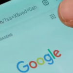 97 médicos falsos criados por IA no YouTube são identificados pelo governo e Google é acionado; SAIBA MAIS