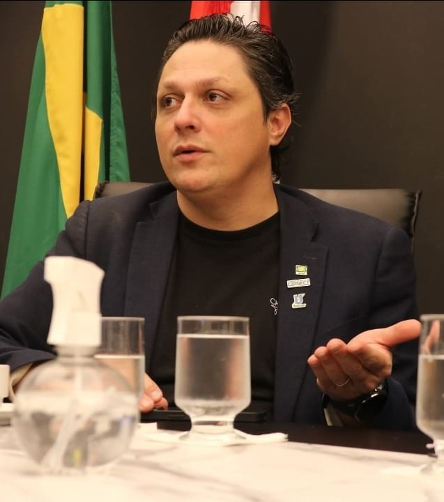 No momento, você está visualizando Acim promove evento gratuito no Golden Palace Eventos, dia 10/09, no período da manhã. Antecede o Connect-Acim, que começará a partir das 12h