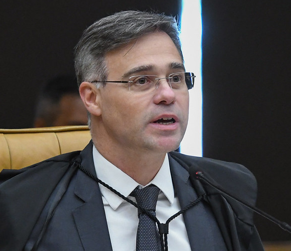 No momento, você está visualizando PF reforça segurança de André Mendonça; ministro tem usado colete à prova de balas e carro blindado desde quando assumiu inquéritos do Master e INSS