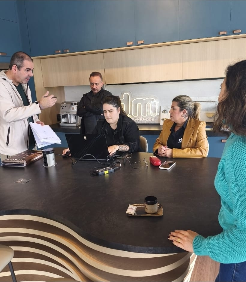 No momento, você está visualizando Live Especial da Santa Casa de Marília reúne hoje informação, solidariedade, música e histórias de vida. Ação reforça proximidade do hospital com a população. Veja programação