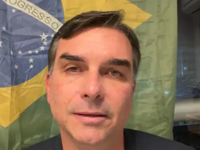 Flávio Bolsonaro critica decisão de Toffoli contra campanha de Renan: “censura não pode mais ser banalizada”