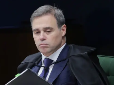 URGENTE: André Mendonça cancela propaganda eleitoral de Lula por irregularidade