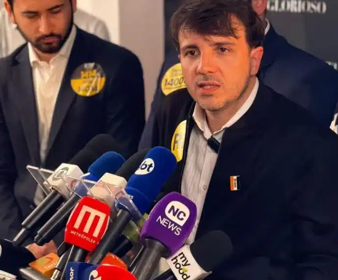 No momento, você está visualizando Renan Santos vai tentar barrar reajuste do Bolsa Família na justiça: “isso é crime”