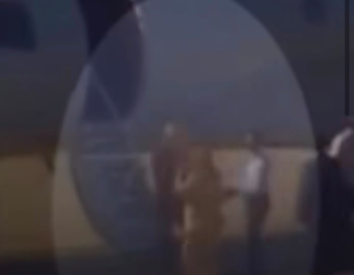 No momento, você está visualizando [VÍDEO] Moraes viajou em jatinho ligado a Vorcaro após escritório de advocacia da esposa do ministro firmar contrato de R$ 50 milhões com empresa do banqueiro