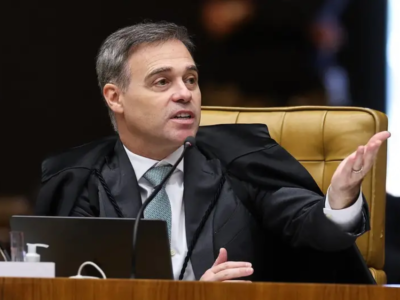 URGENTE: Mendonça quer acesso ao inquérito das fake news e mira atos de Moraes