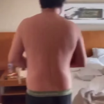 Vaza vídeo de Antônio Rueda só de cueca enquanto influenciadora o critica e faz ataques verbais:”Chifra a mulher” VEJA VÍDEO