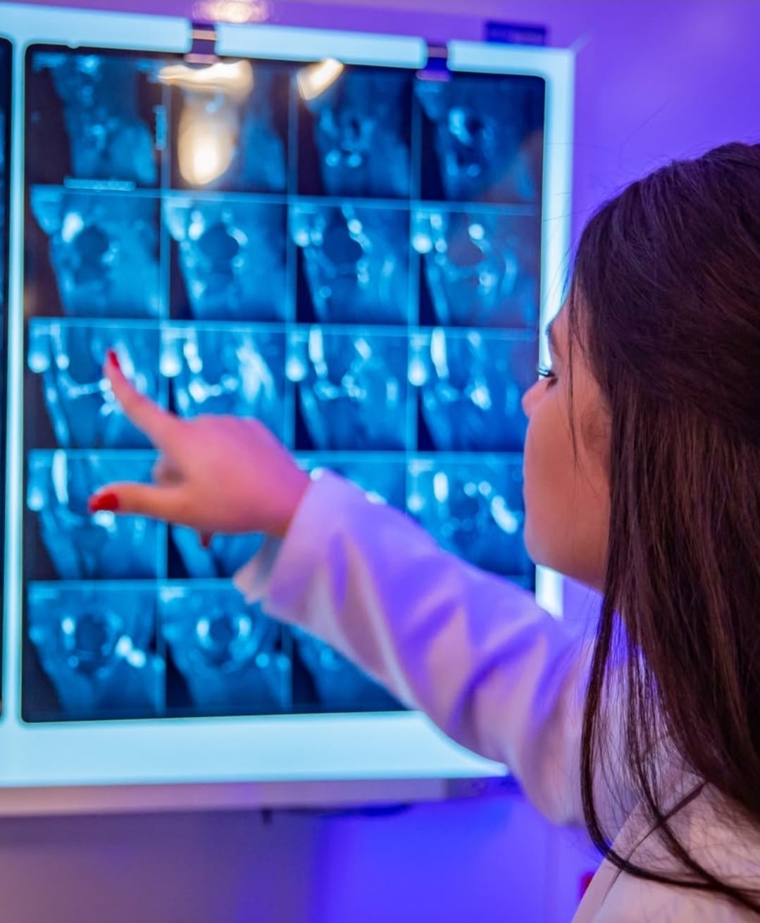 No momento, você está visualizando Medicina Unimar chega aos 30 anos unindo tradição, prática e inovação na formação de novos médicos. Com conceito máximo em avaliação do MEC, Hospital Beneficente e mais de 2.000 médicos formados, graduação tem Vestibular 2027. Veja