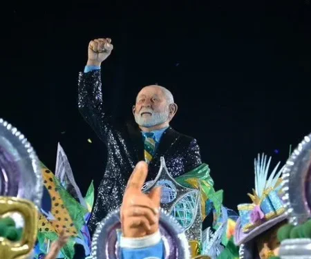 No momento, você está visualizando TSE manda Instagram fornecer dados de perfil ligado à presidência de escola que homenageou Lula