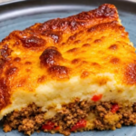 Escondidinho de carne: receita fácil ganha purê de aipim e queijo gratinado
