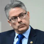 Senador Alessandro Vieira pede impeachment de Kassio Nunes Marques por atuação no caso Master