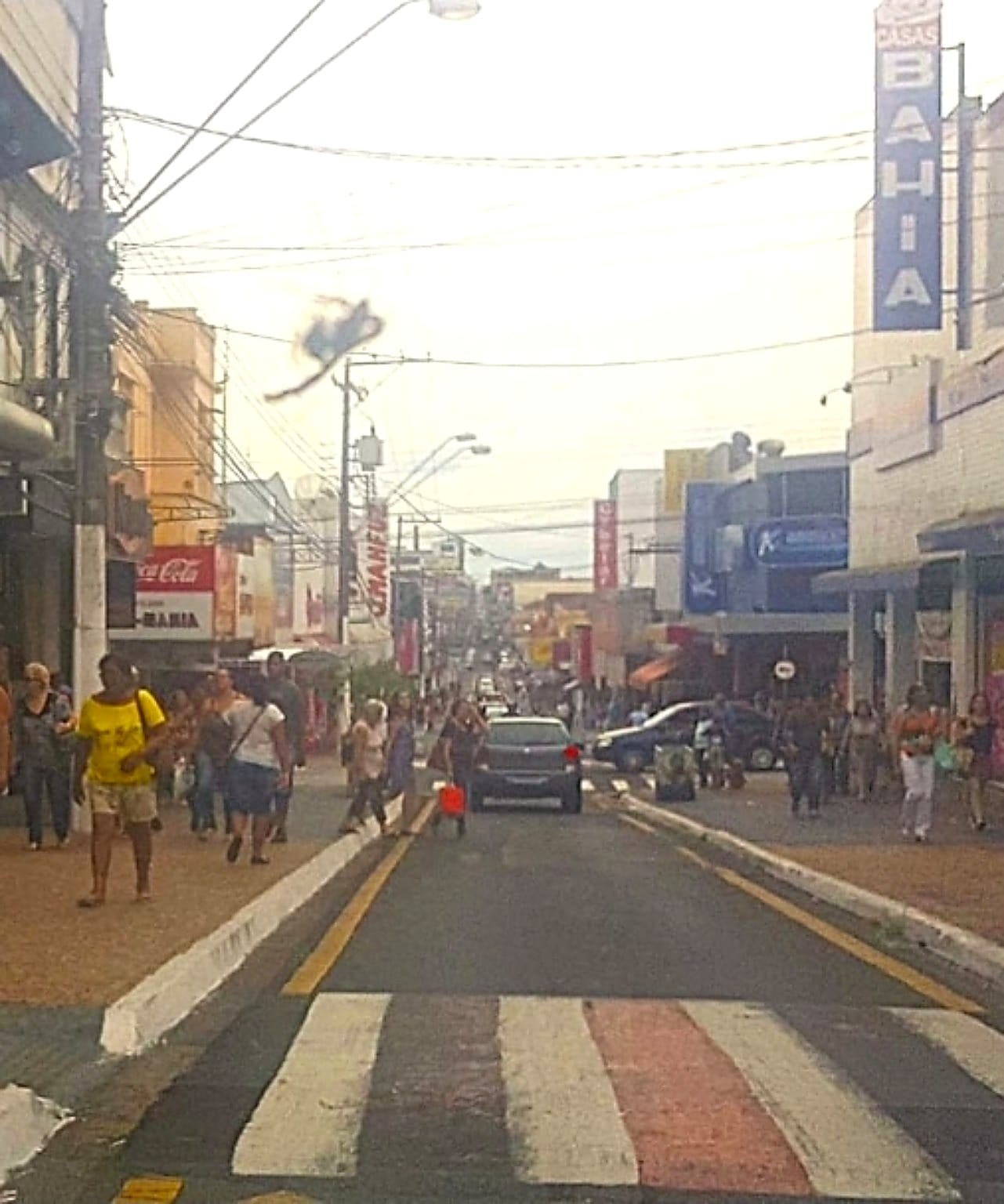 No momento, você está visualizando Feriado de Finados: lojas abrem em Marília de forma facultativa na segunda-feira, dia 2. Mês tem ainda datas como 15, 20 e 27 no calendário especial. Confira