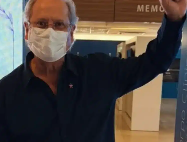 No momento, você está visualizando José Dirceu e Eduardo Cunha perdem eleição e ficam fora do Congresso