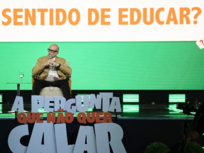 “A pergunta que não quer calar”: qual é o papel da escola na era da inteligência artificial? Summit Educação Sicredi 2026 reuniu mais de mil educadores para discutir tema