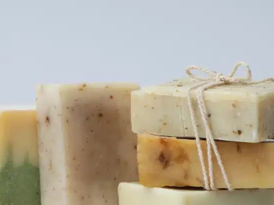Anvisa estabelece novas regras para produção artesanal de cosméticos no Brasil, veja quais