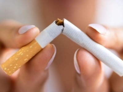 Parar de fumar pode proteger o cérebro contra a demência, conclui estudo com mais de 32 mil pessoas, os ex-fumantes tiveram risco 16% menor. Entenda o que pode estar por trás